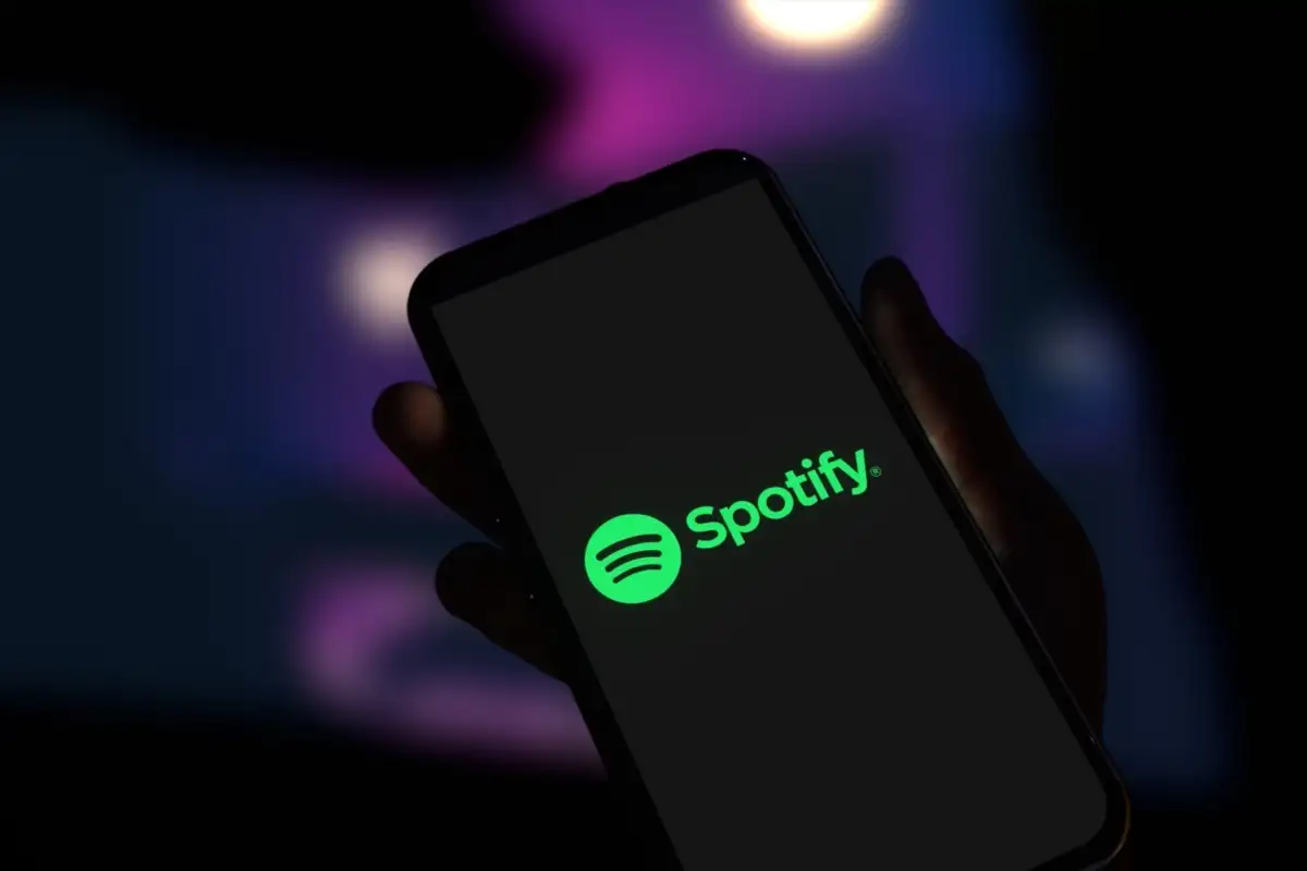 How to Make a Spotify Blend Playlist With Another User